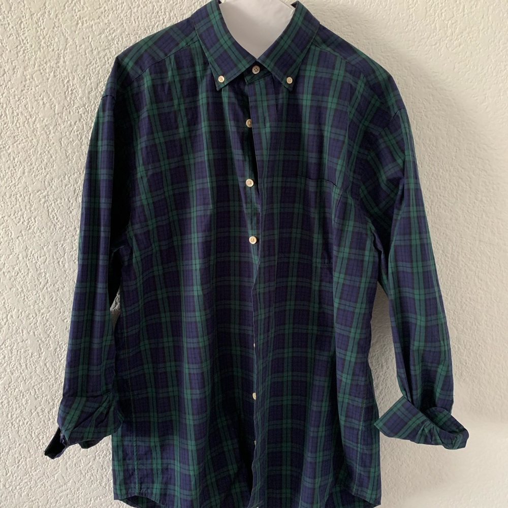 Vineyard Vines button down